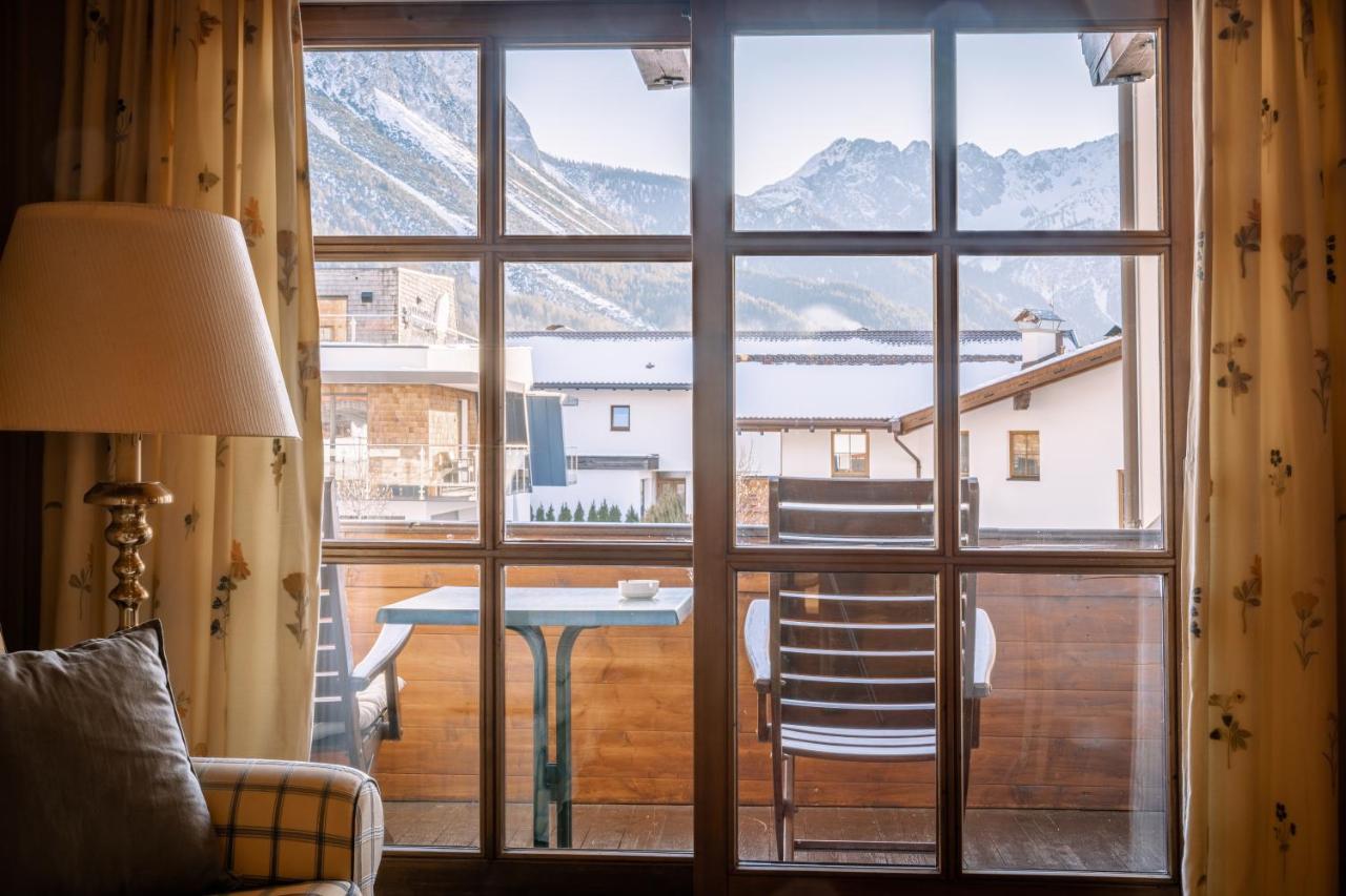 Hotel Tirolerhof - Familotel Zugspitze Ehrwald Exterior photo